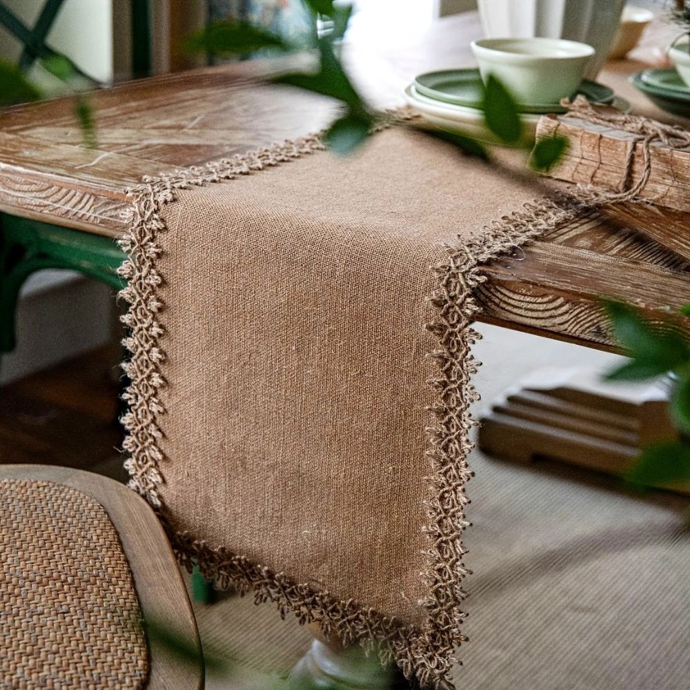 Skorter | Burlap Charm Boho Table Runner