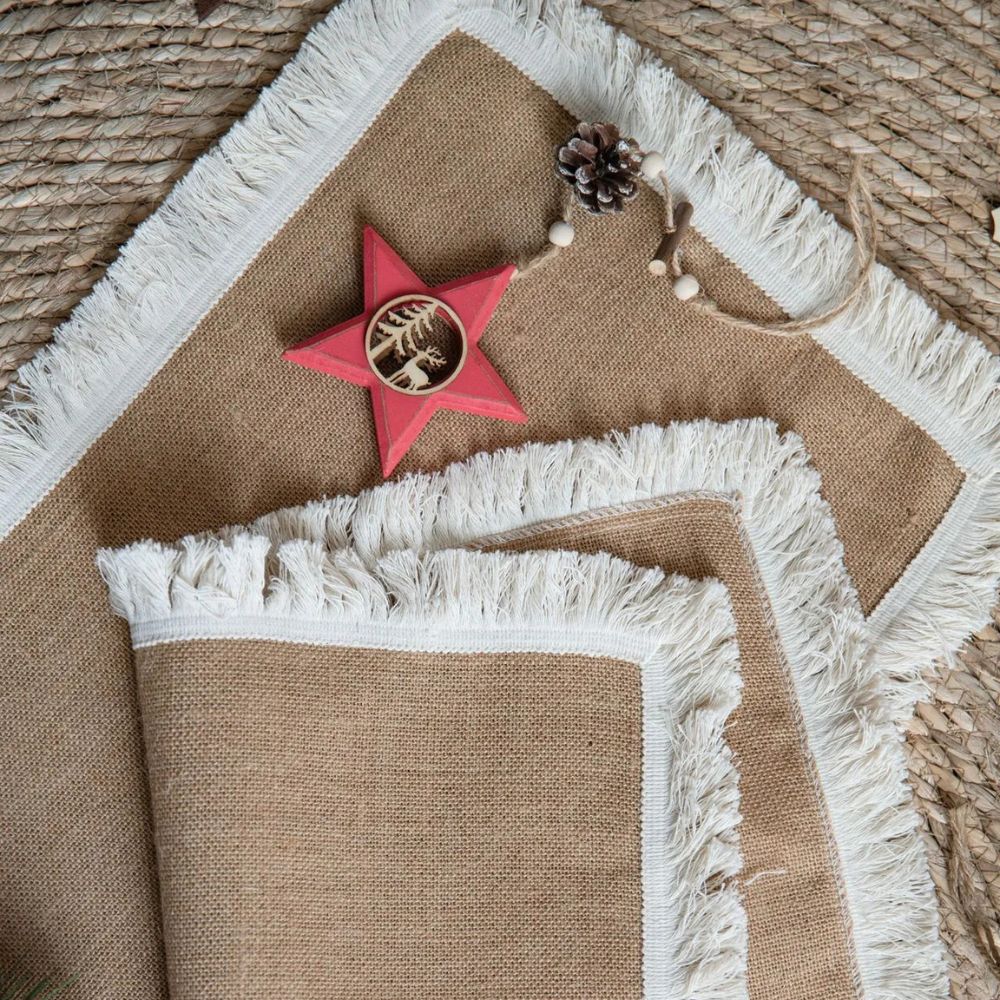Skorter | Burlap Charm Boho Table Runner