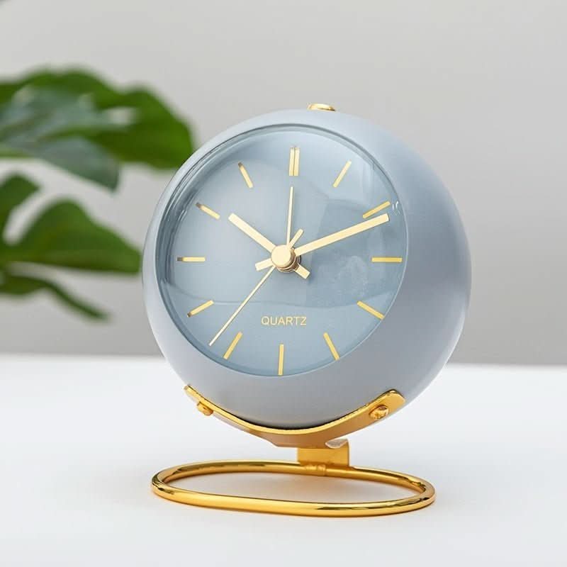 Skorter | Retro Analog Alarm Clock with Silent Movement