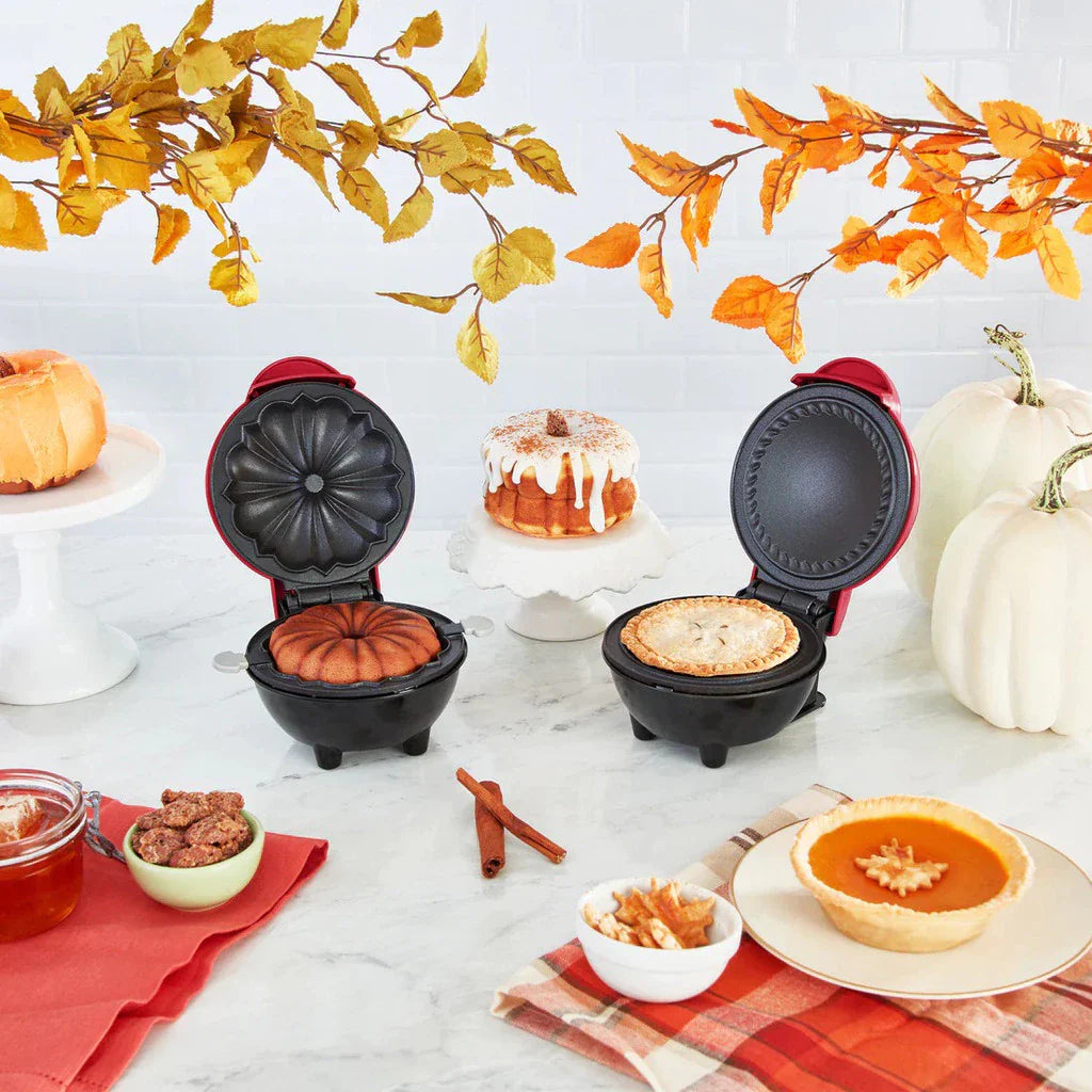 Skorter | Compact Mini Bundt Cake Maker with Non-Stick Coating for Quick Treats