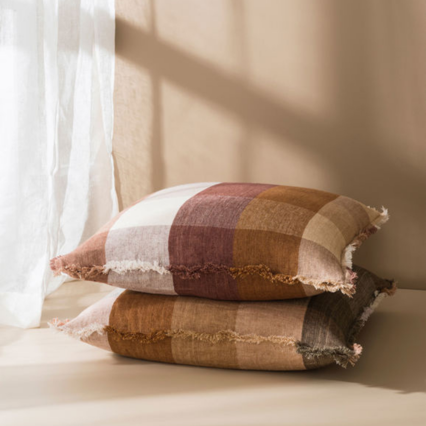 Skorter | Casa Cushion - Pink/Multi