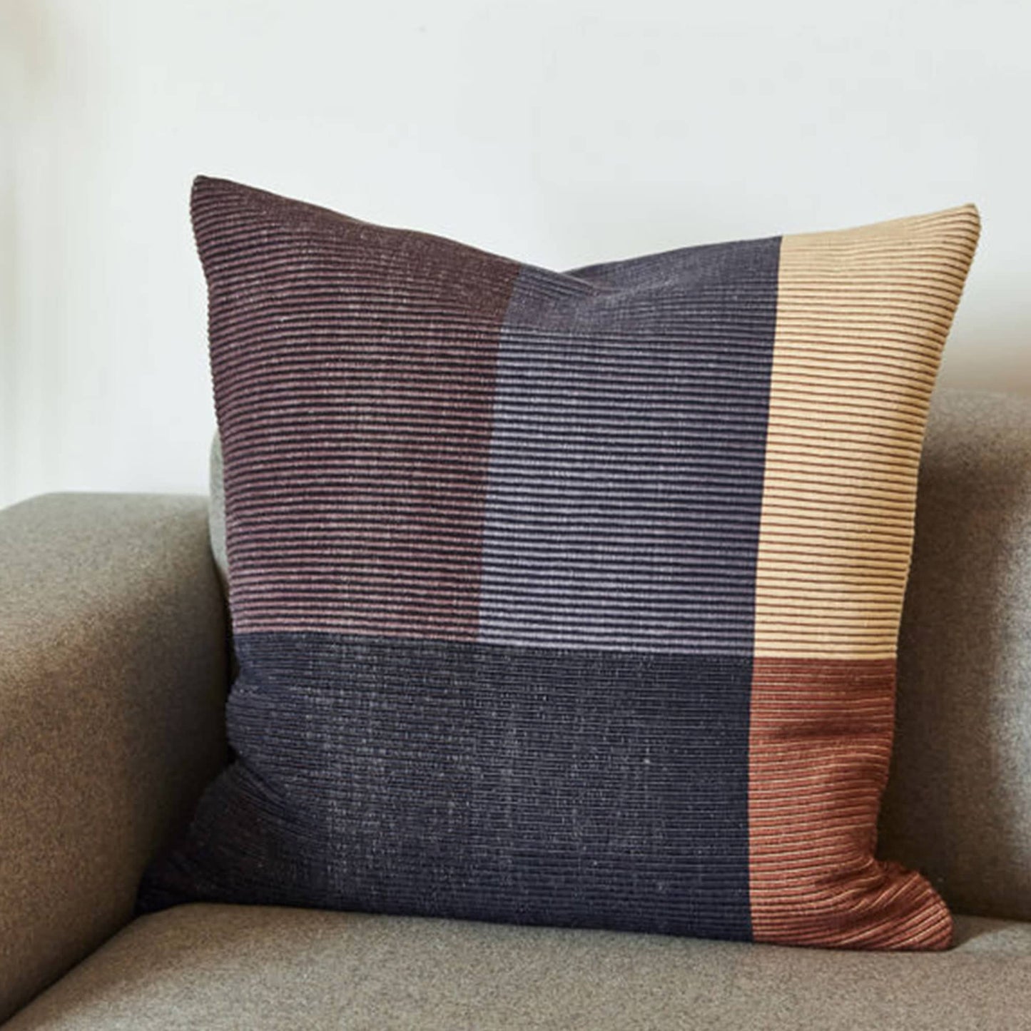 Skorter | Albers No.1 Pillow