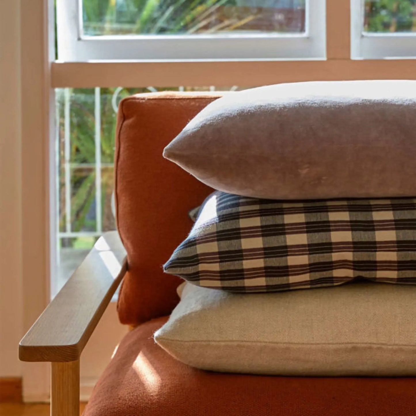 Skorter | Folio Pillow - Lupin