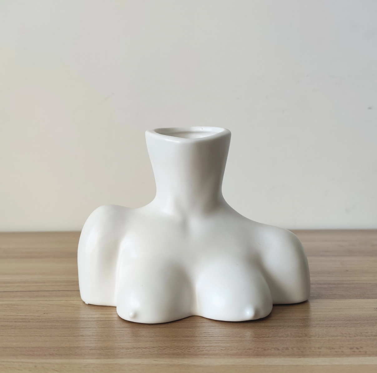 Skorter | Artistic Bust Vase Diana