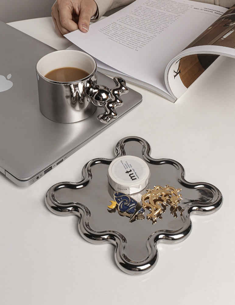 Skorter | The Limited Edition Cupido Cup and Saucer