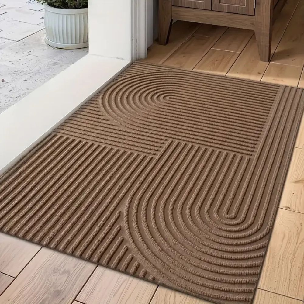 Skorter | Curved Thread Line Door Mat