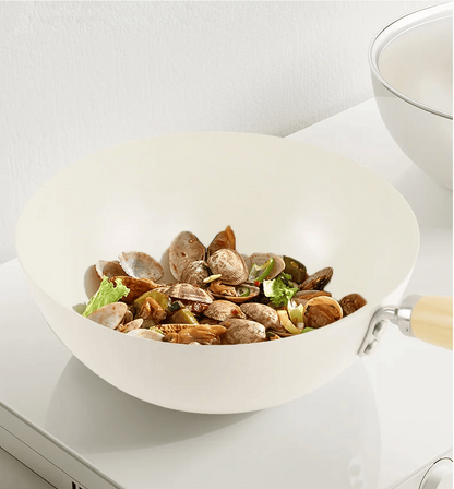 Skorter ceramic with lid for all heat sources