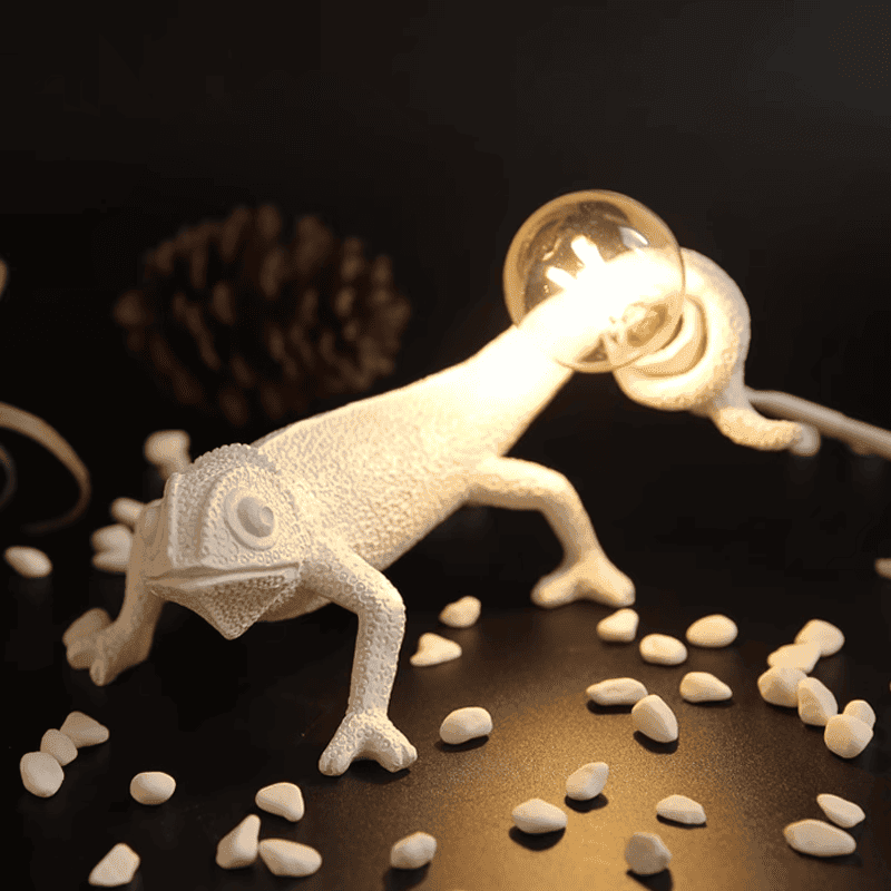 Skorter | Chameleon Table Lamp