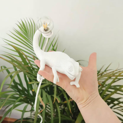 Skorter | Chameleon Table Lamp