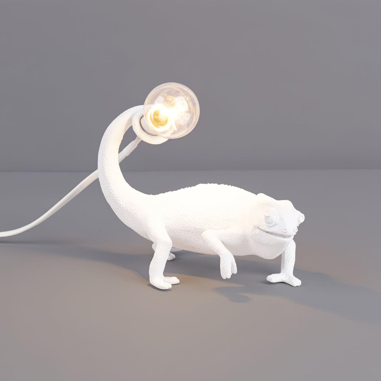 Skorter | Chameleon Table Lamp
