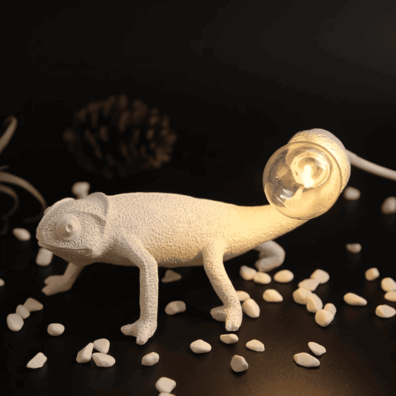 Skorter | Chameleon Table Lamp