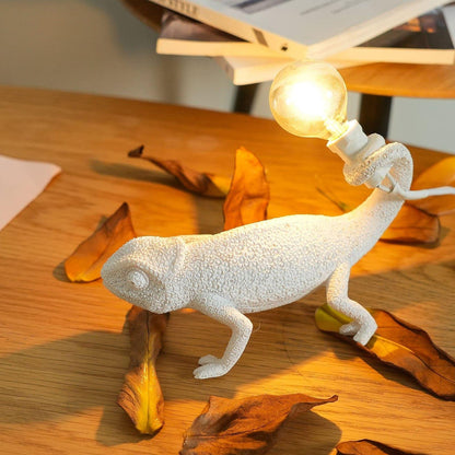 Skorter | Chameleon Table Lamp