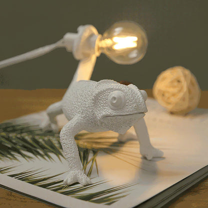Skorter | Chameleon Table Lamp