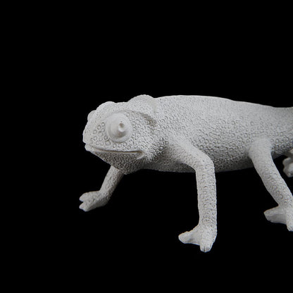 Skorter | CamouGlow – Resin Table Lamp with Charming Chameleon Detail