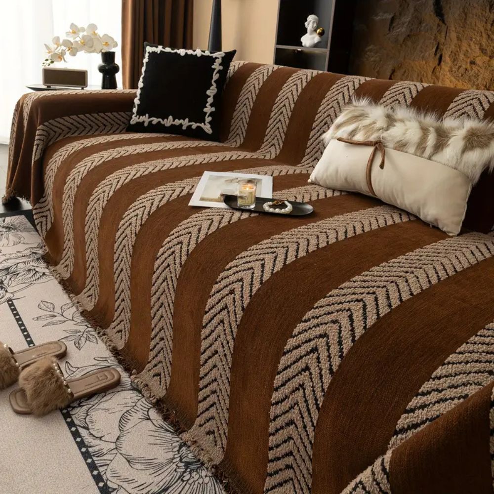 Skorter | Chevron Echo Line Sofa Cover