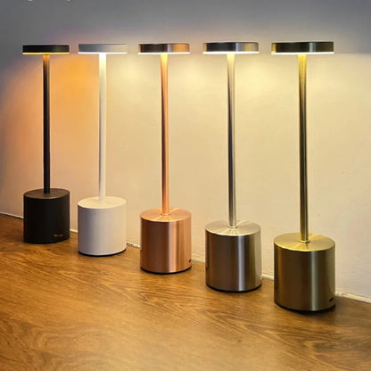 Skorter | Classic wireless lamp - Touch sensor LED desk lamp with 3 adjustable color temperatures