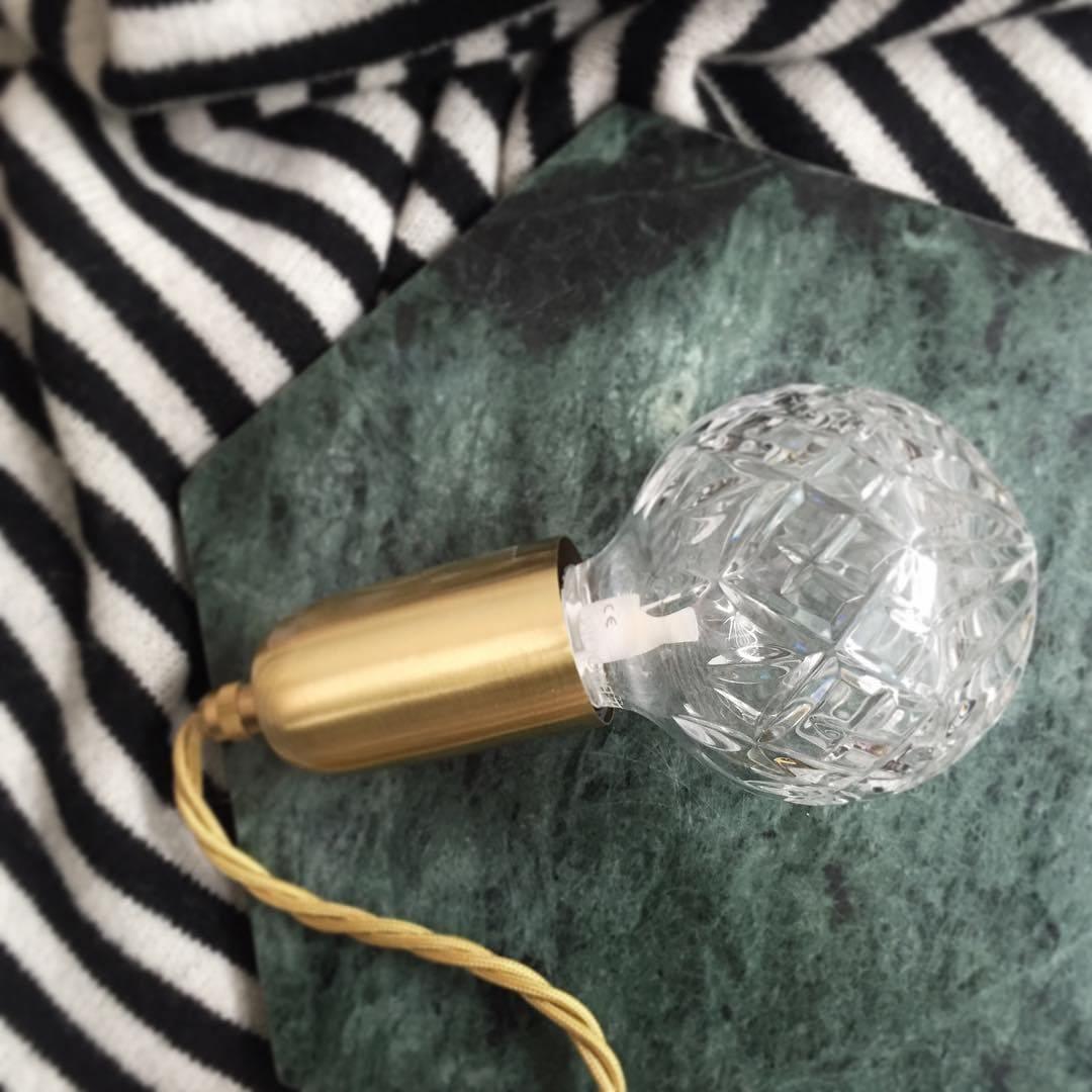 Skorter | Crystal bulb LED Pendant Lamp