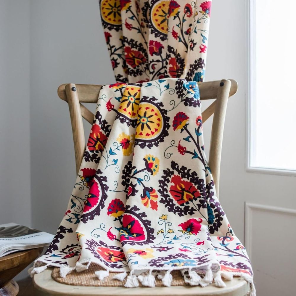 Skorter | Boho Color Wheel Bloom Tassel Curtain