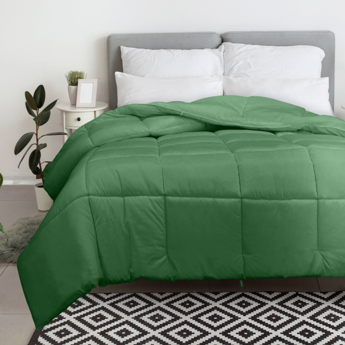 Skorter | Royale All Season Down Alternative Light Quilted Bedding Comforter with Corner Tabs