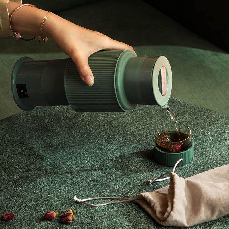 Skorter | CompactKettle | Elegant electric foldable kettle | Space-saving and elegant