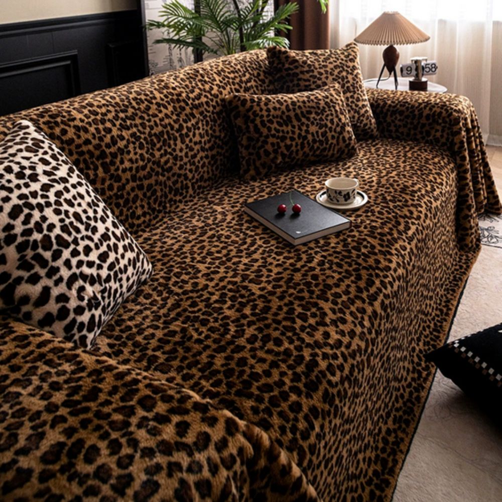 Skorter | Cozy Leopard Print Sofa Cover
