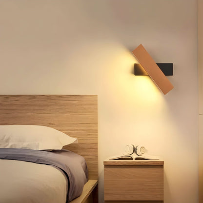 Skorter | Minimalist Wooden LED Wall Lamp with Adjustable Arm