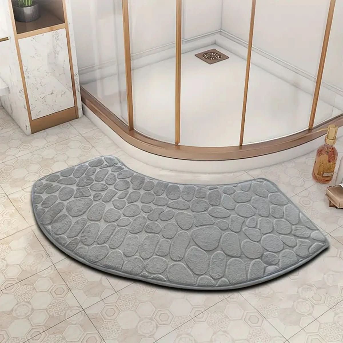 Skorter | Bath mat with curved design for comfort & safety