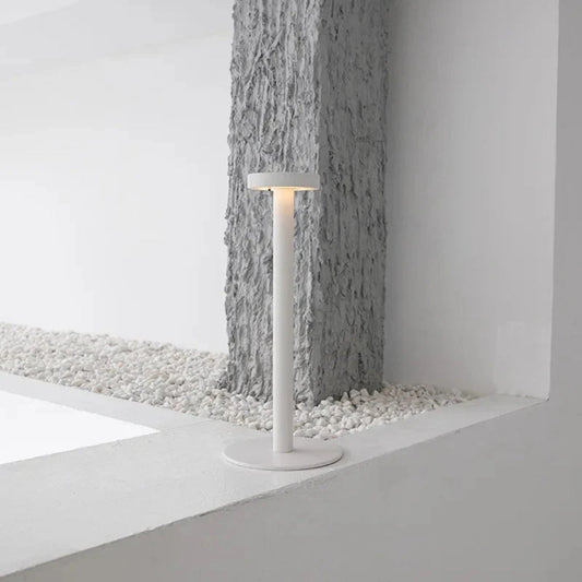 Skorter | Zephyr Aluminum LED Table Lamp