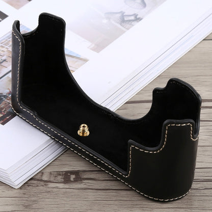 Skorter | 1/4 inch Thread PU Leather Camera Half Case Base for Leica M10 (Black)