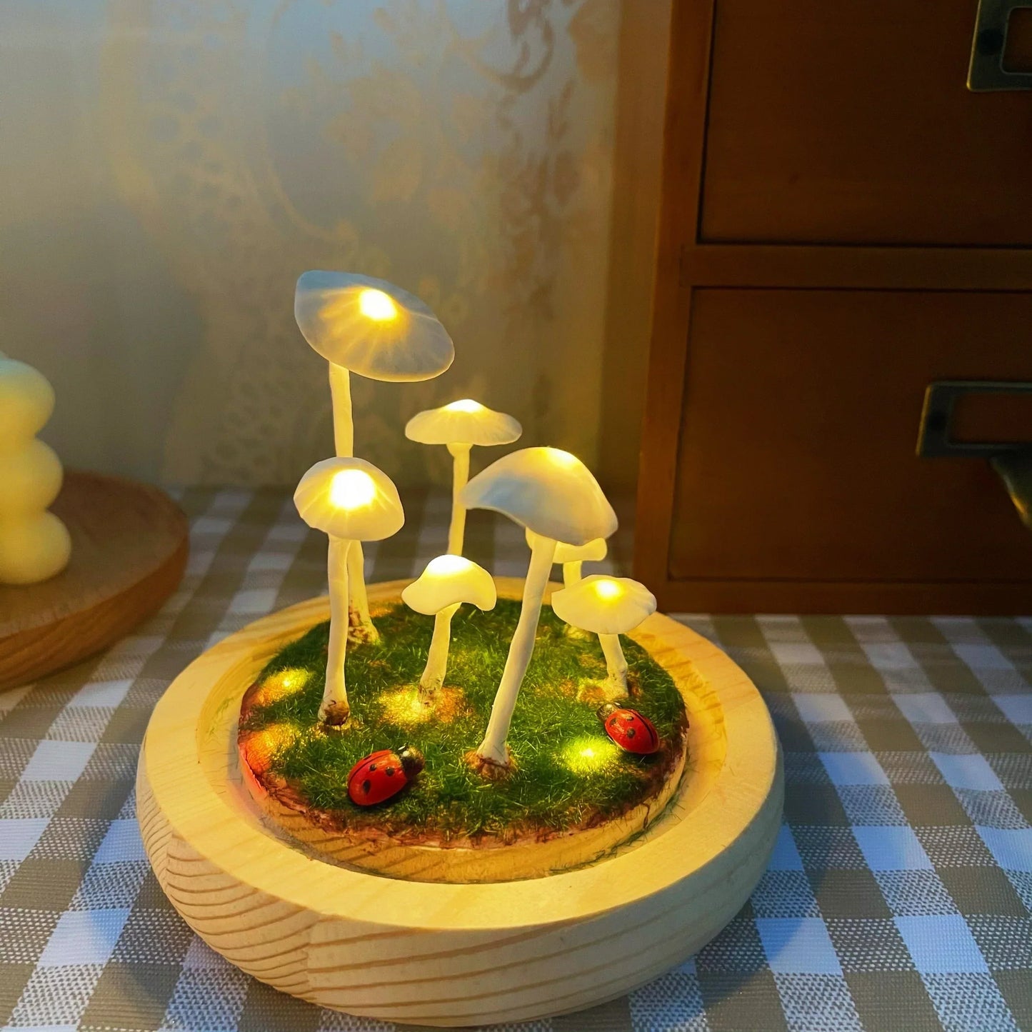 Skorter | DIY Mushrooms in Forests Light