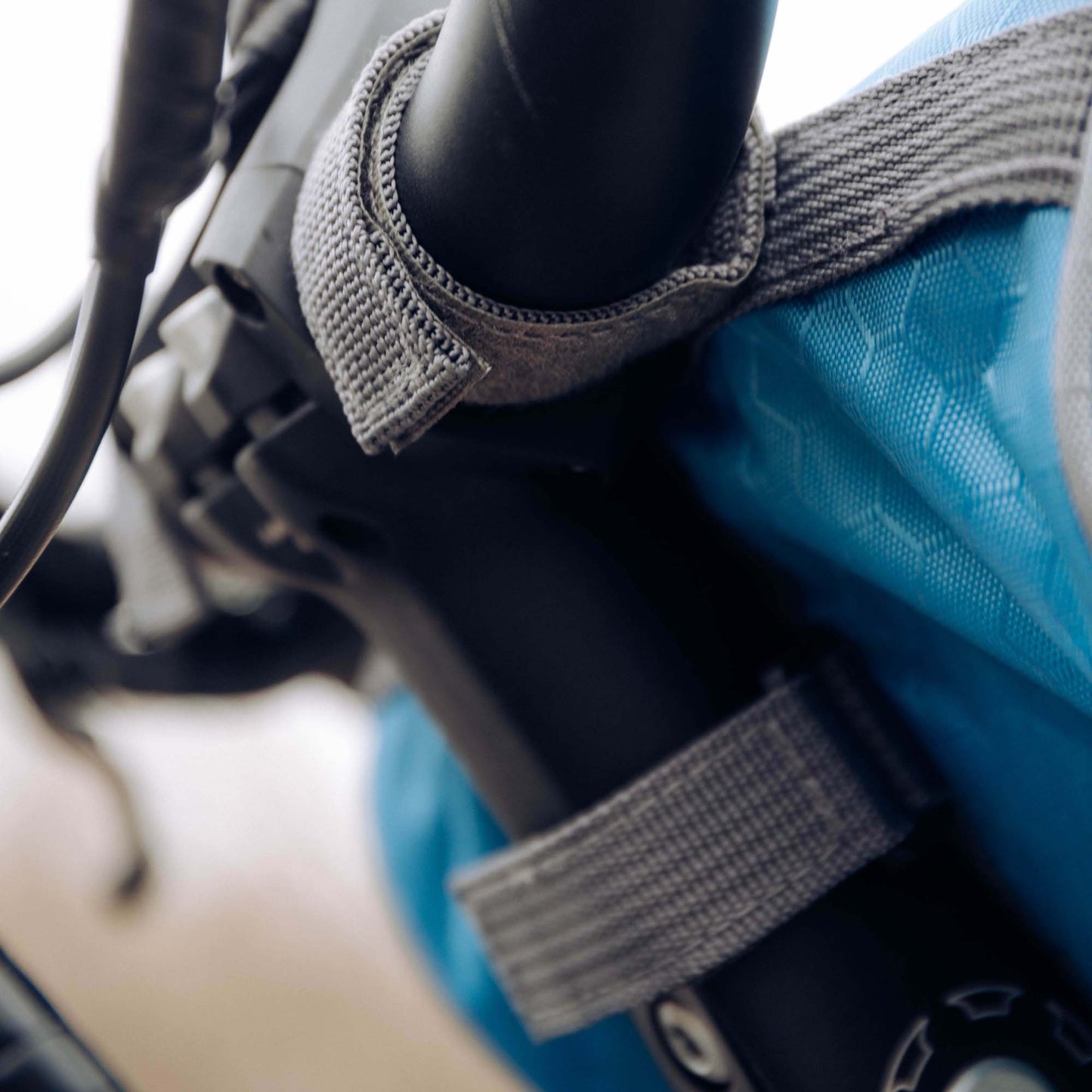 Skorter | EasyNavigator Deluxe Waterproof Bicycle Handlebar Bag