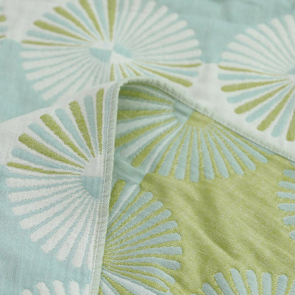 Skorter | Dahlia Blossom Cotton Bath Towel