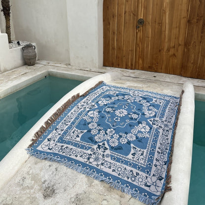 Skorter | Blue Daisy Bloom Boho Travel Outdoor Blanket