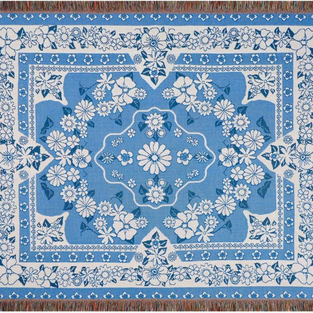 Skorter | Blue Daisy Bloom Boho Travel Outdoor Blanket