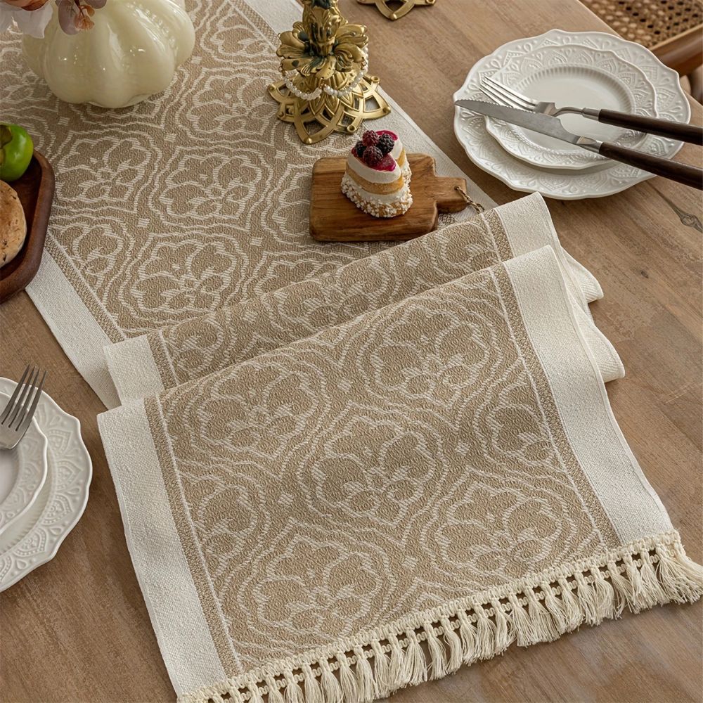 Skorter | Damask Dune Table Runner