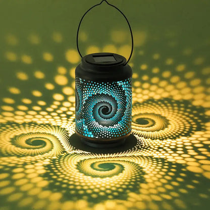 Skorter | Decorative solar-powered iron lantern
