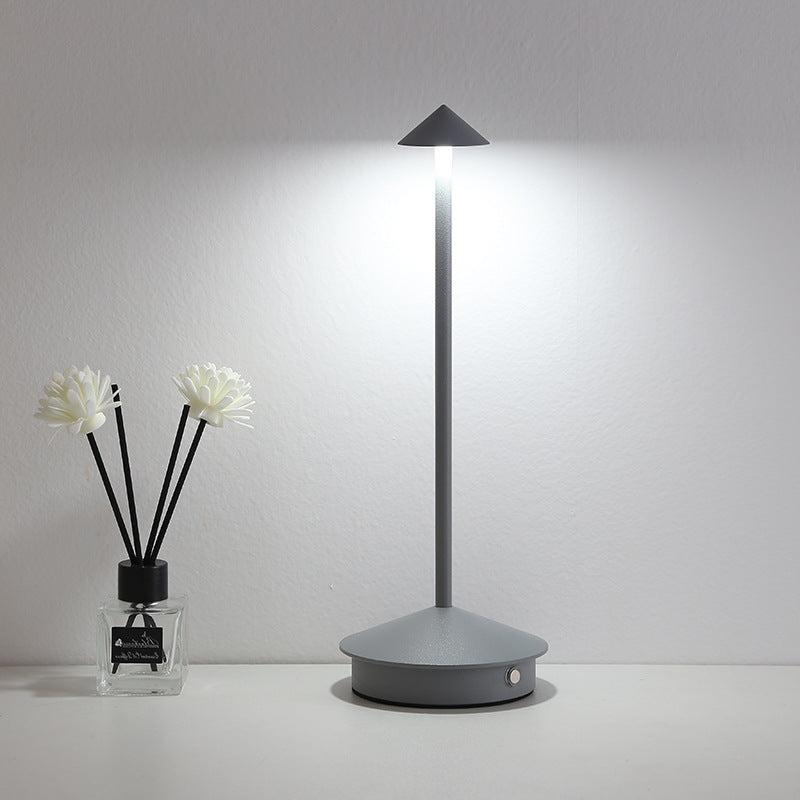 Skorter | Portable table lamp - Cordless lamp inspired by dimmable Pina Pro