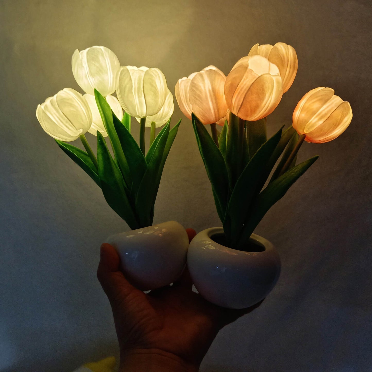 Skorter | Modern Creative Simulation Tulip Peony LED Night Light Table Lamp