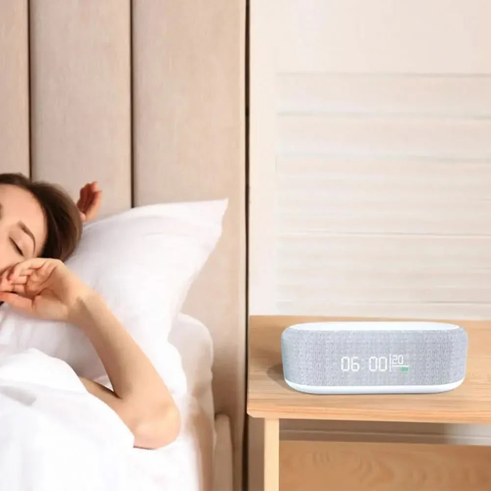 Skorter | Digital Alarm Clock with Wireless Charging and Temperature Display