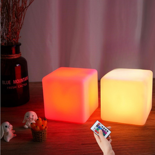 Skorter | Cube Lamp - Modern Square Lamp with Ambient Lighting