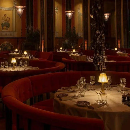 Skorter | ShineBeam - Chic Wireless Table Lamp Design