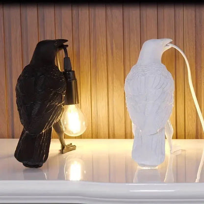 Skorter | E14-Bulb with Plug Gothic Raven Lamp Vintage Resin Bird Lamp for Nightstand, Office, Living Room Farmhouse Art Deco Style