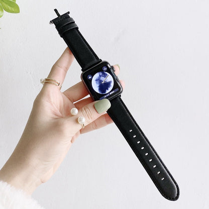 Skorter | D Character Buckle Smooth Texture Watch Band for Apple Watch Ultra 49mm & Watch Ultra 2 49mm / Series 9 & 8 & 7 45mm / SE 3 & SE 2 & 6 & SE & 5 & 4 44mm / 3 & 2 & 1 42mm (Black)