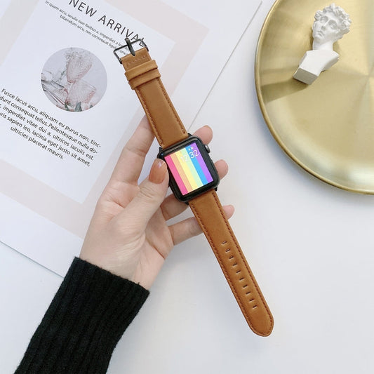 Skorter | Crazy Horse Texture + Flat Texture Leather Watch Band for Apple Watch Ultra 49mm & Watch Ultra 2 49mm / Series 9 & 8 & 7 45mm / SE 3 & SE 2 & 6 & SE & 5 & 4 44mm / 3 & 2 & 1 42mm (Light Brown)