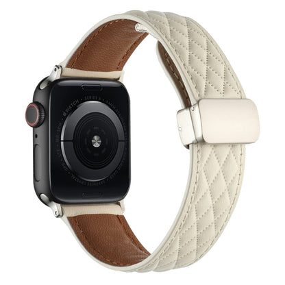 Skorter | For Apple Watch Series 8 45mm Rhombus Pattern Magnetic Fold Clamp Leather Watch Band (Creamy White)