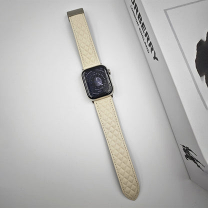 Skorter | For Apple Watch Series 8 45mm Rhombus Pattern Magnetic Fold Clamp Leather Watch Band (Creamy White)