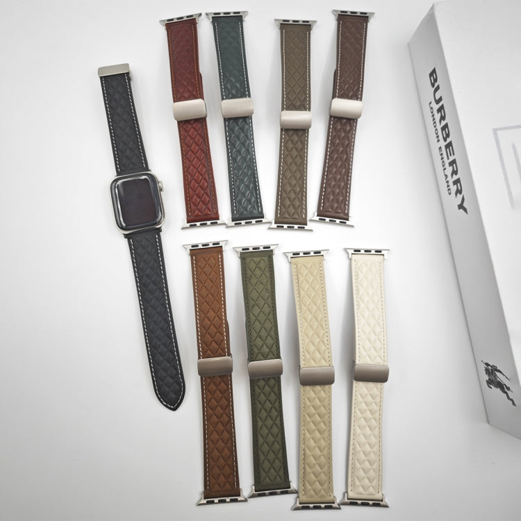 Skorter | For Apple Watch Series 8 45mm Rhombus Pattern Magnetic Fold Clamp Leather Watch Band (Creamy White)