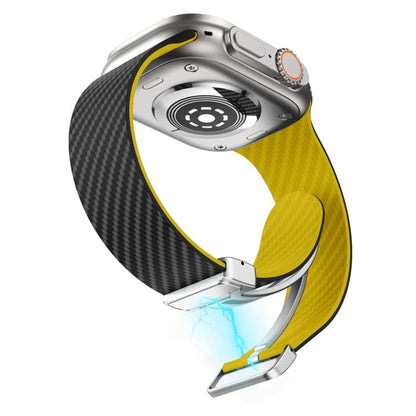 Skorter | For Apple Watch SE 2023 44mm Carbon Fiber Magnetic Silver Buckle Watch Band (Black Yellow)