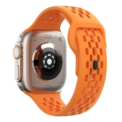 Skorter | For Apple Watch 42mm Oval Holes Fluororubber Band (Orange)