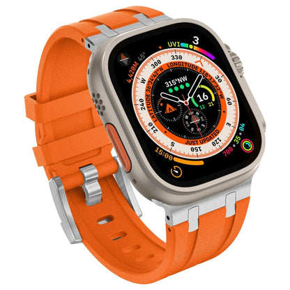 Skorter | For Apple Watch SE 2022 44mm Stone Grain Liquid Silicone Watch Band (Silver Orange)